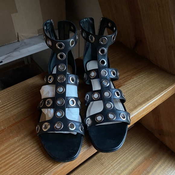 Prada sandals - Picture 3 of 13